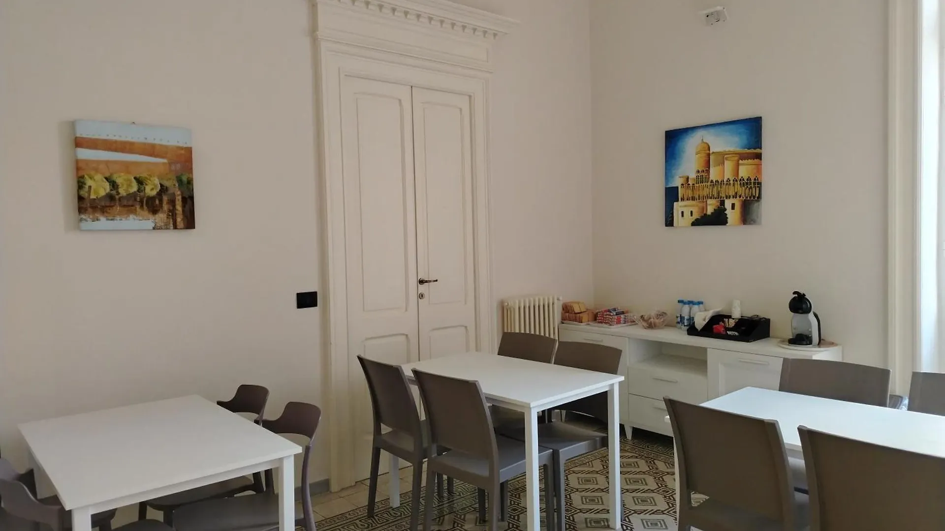 Alojamento de Acomodação e Pequeno-almoço Palazzo Castellano Acomodação com café da manhã Lecce